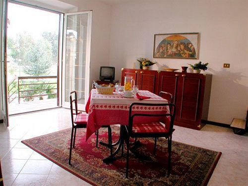 Santa Rosa Apartahotel